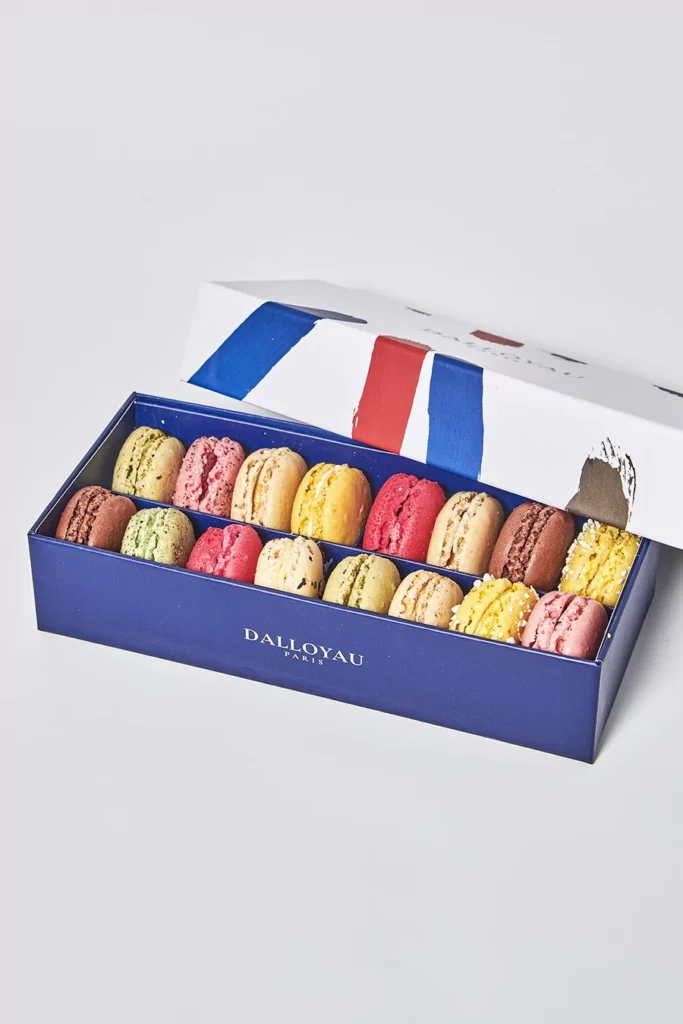 coffret de 16 macarons signature